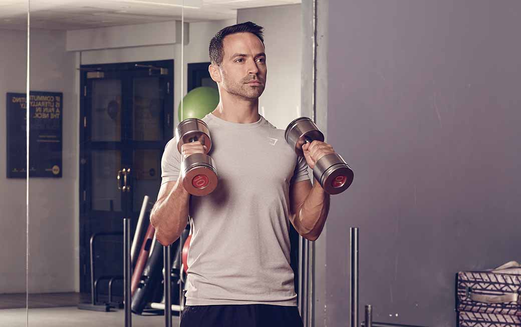 Dumbbell hammer curl biceps exercise