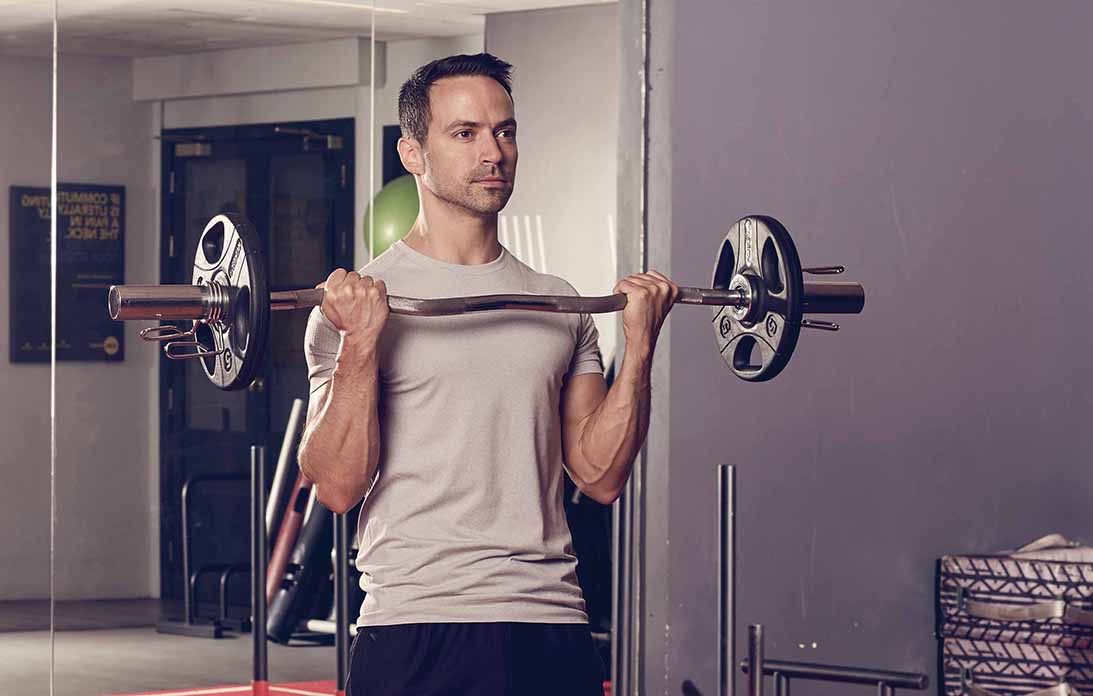 Use The EZ Bar Curls To Build Big And Defined Arms Use The EZ Bar Curls To Build Big And Defined Arms